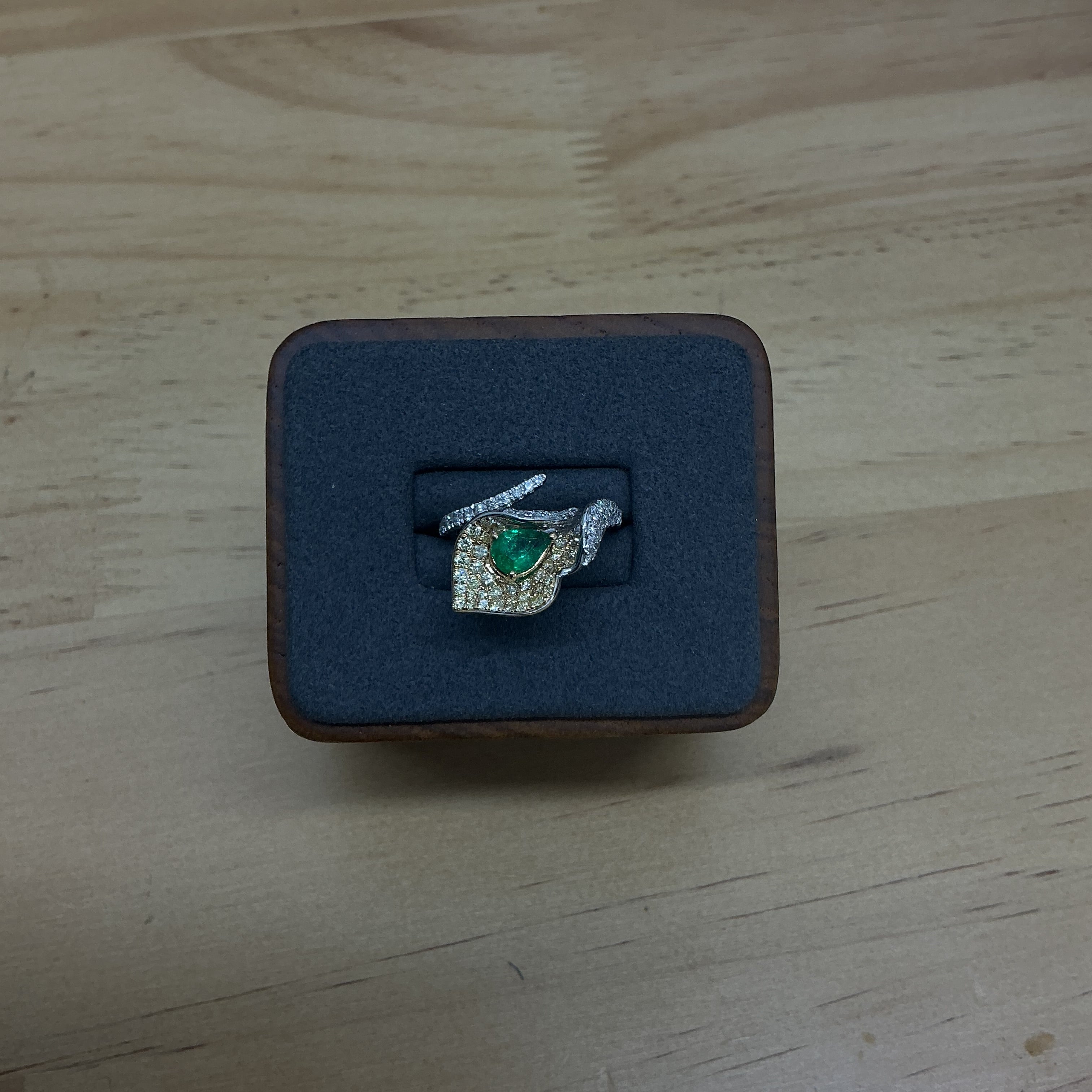 Emerald Diamond 18k gold