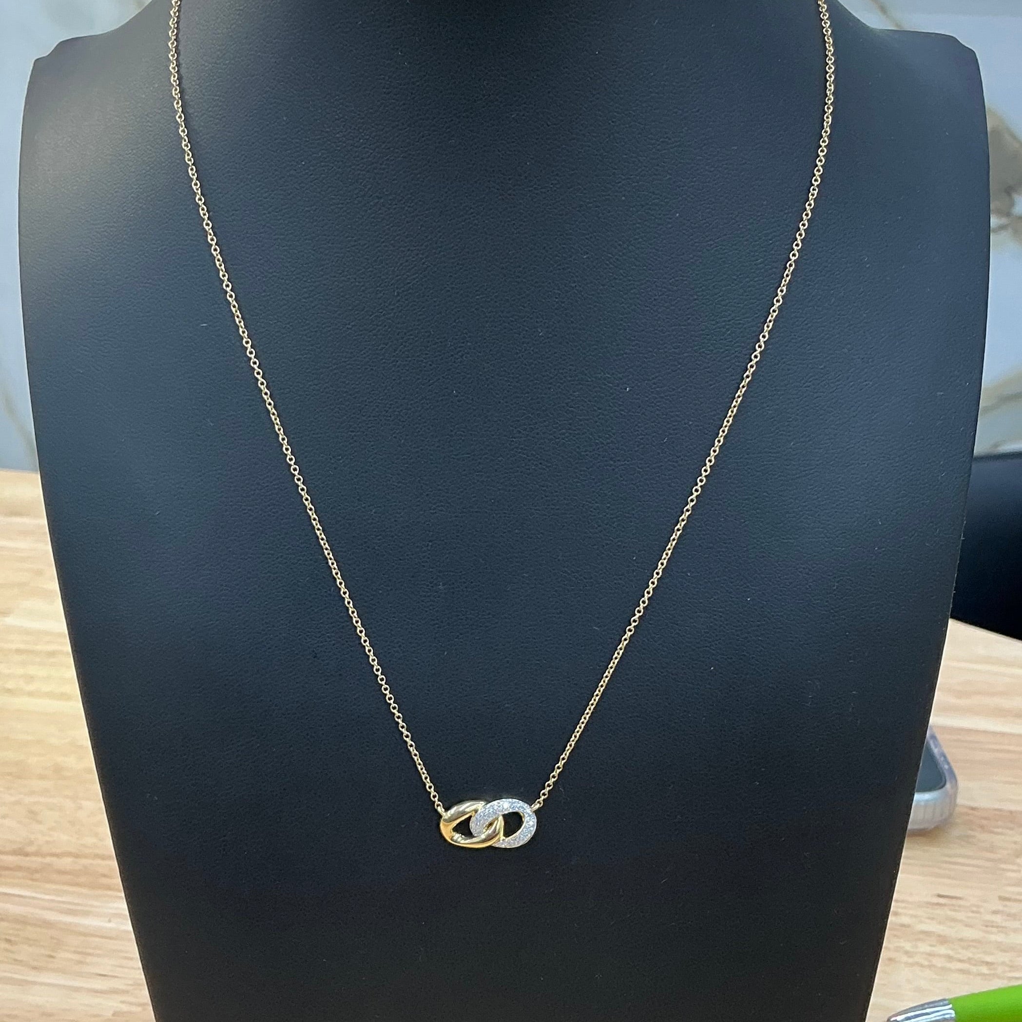 Necklace RD 14k Diamonds .13