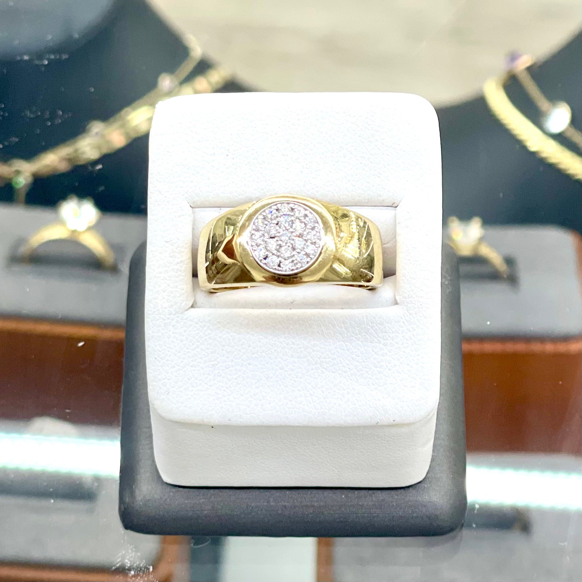 Wedding Ring- Venetti 19 RD 0.32