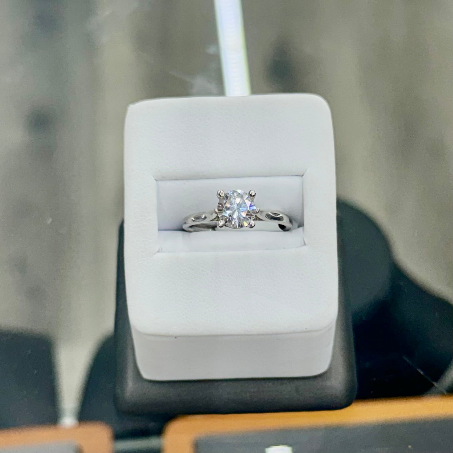 Wedding Ring- Venetti 1RD 1.01CT